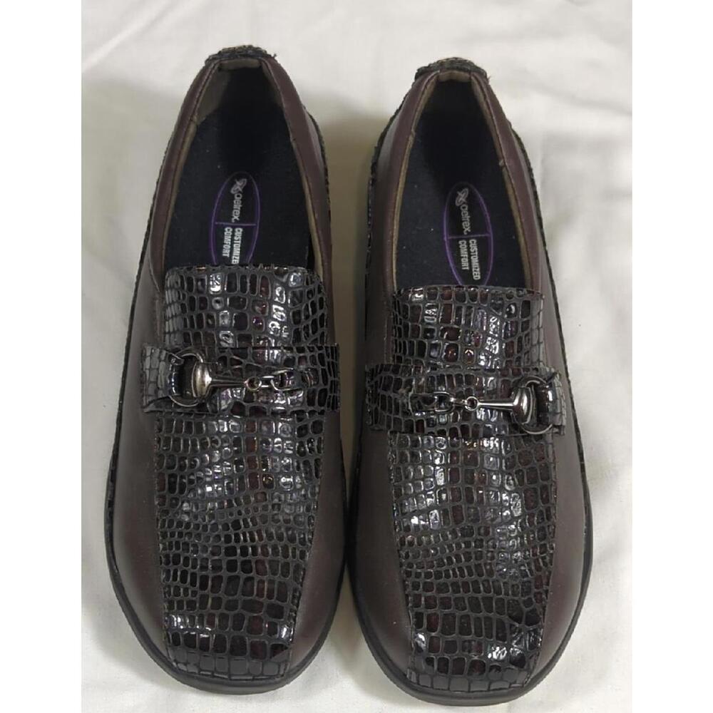 Women's Aetrex Never worn Leather Shoes Brown SIZE 7.5 Customized Comfort